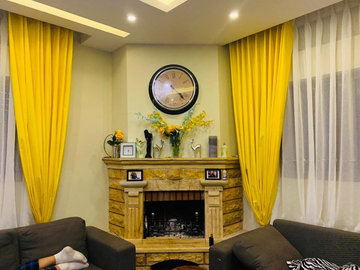 Laura'S Modern Villa Μάνταμπα Εξωτερικό φωτογραφία