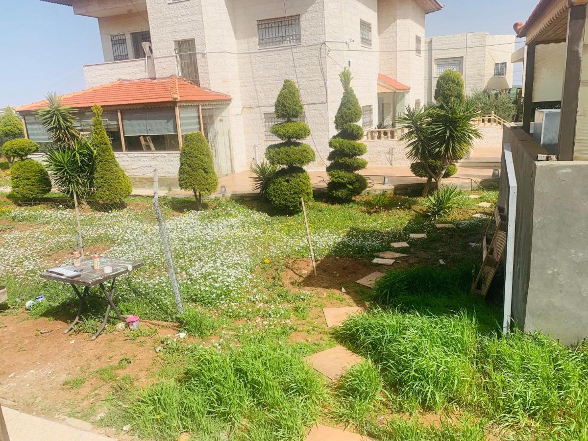 Laura'S Modern Villa Μάνταμπα Εξωτερικό φωτογραφία